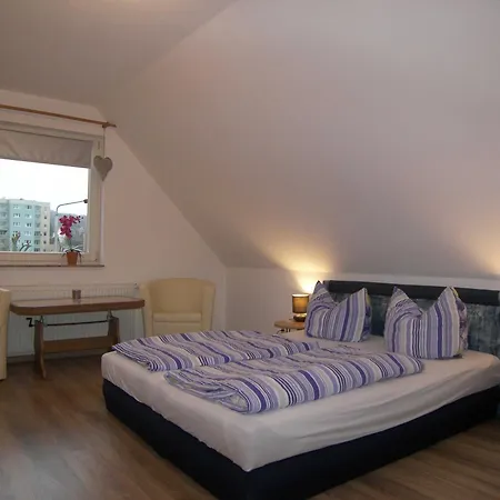 2 Fewos Wiessmann Ca 15 Gehminuten Bis Zum Ostseestrand *